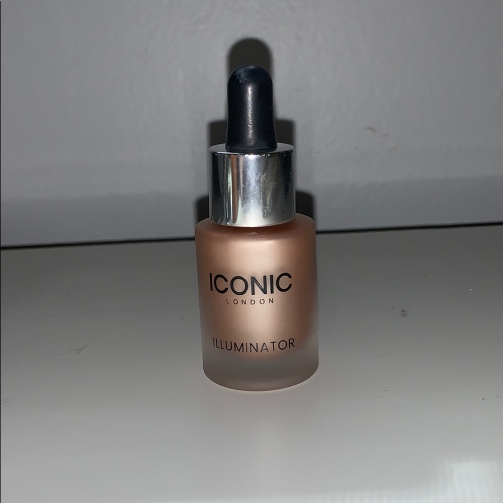 Iconic London Illuminator Drops